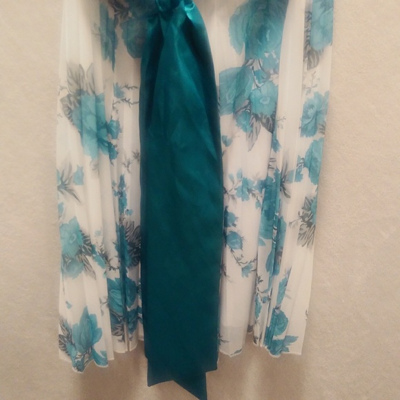 Speechless Floral Formal Dress l Cocktail Dress - Picture 5 of 8